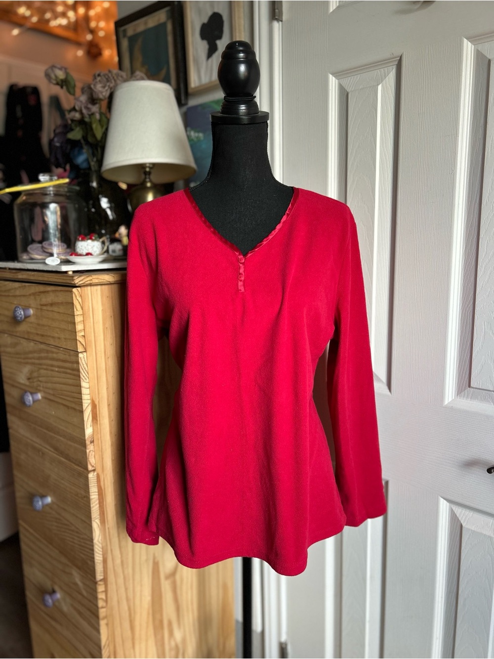 Oscar de la Renta vintage red pullover long sleeve fleece sleep shirt